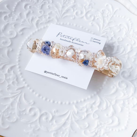 礦物髮夾，花、珍珠、金色，可愛、時尚、女性化，生日或特殊場合的完美禮物 第3張的照片