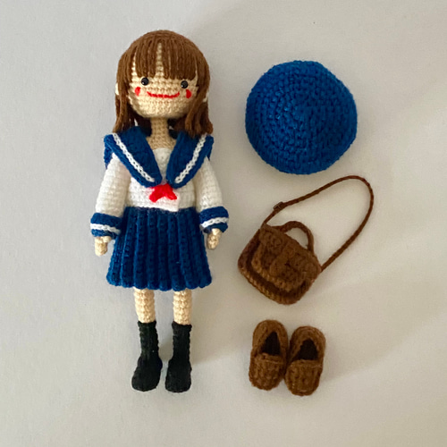 受注制作】色が選べる♪セーラー服の女の子*ボブヘア* あみぐるみ