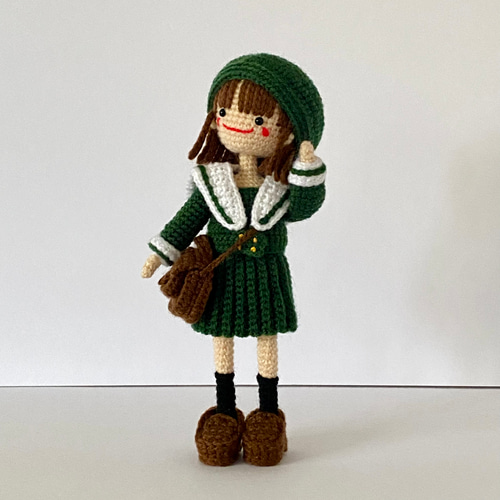 受注制作】色が選べる♪セーラー服の女の子*ボブヘア* あみぐるみ