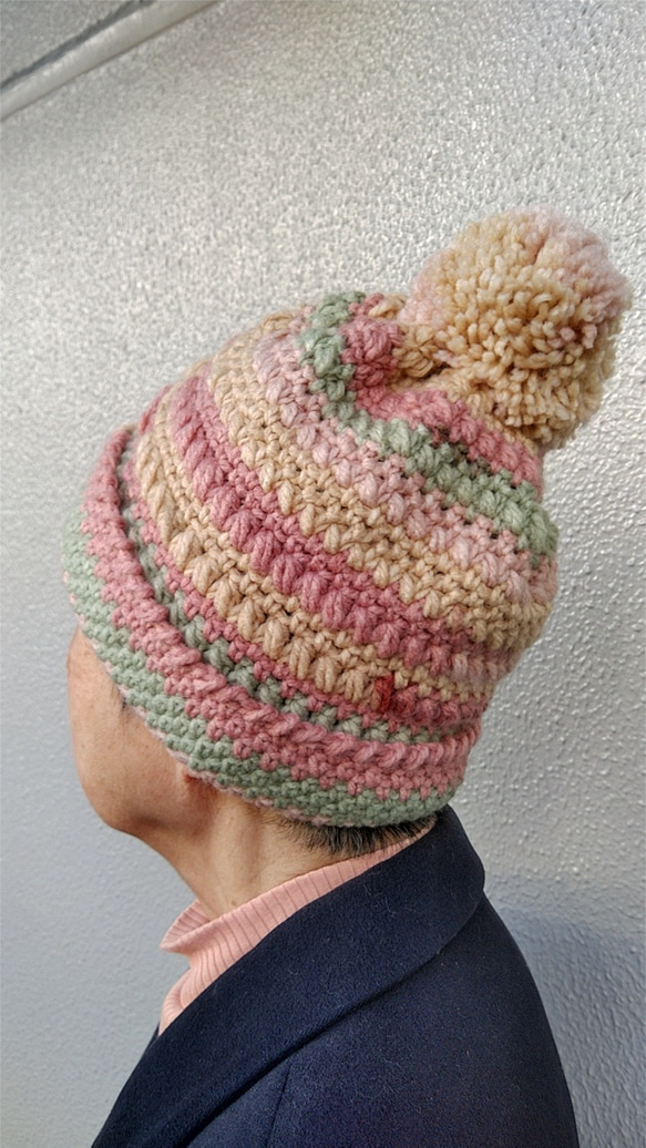 isecai ダメージ加工ニット帽 グレーとピンク Whimgy Beanie Gray×Pink 優しいピンクと落ち着いたグレーが魅力