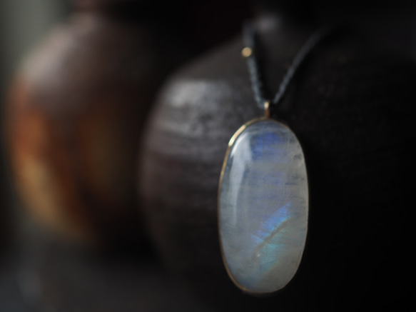 white labradorite brass necklace (daikan) 9枚目の画像