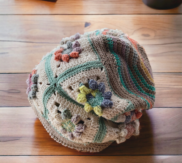 春夏コットン糸のモチーフ編みつなぎニット帽子　フワリ　母の日 3枚目の画像