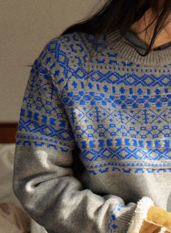ジャガードセーター　配色ニット　ウール100％ 16枚目の画像