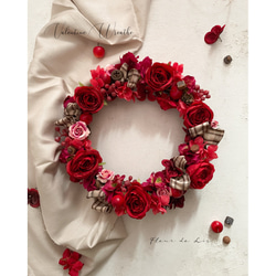 艶やかな red rose wreathe 1枚目の画像