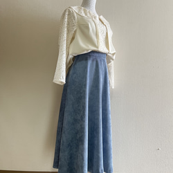 落ち感の綺麗なコードゥロイフレアースカート 6枚目の画像