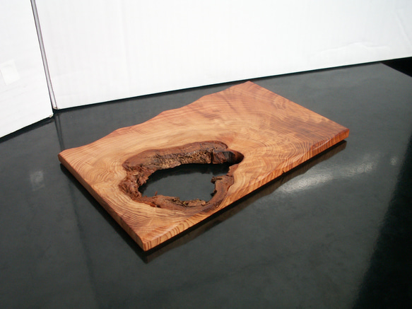 貴重な屋久杉の花台・敷台 美しい木目の一品 【公式通販】