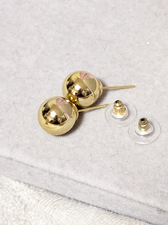 Gold Ball , pierces&earrings. 3枚目の画像