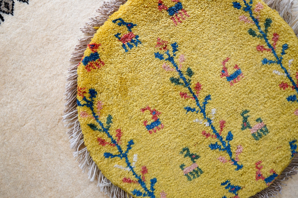 40×40cm　【ペルシャ絨毯 手織りギャッベ】アマレ族ギャッベ ギャベ 2枚目の画像