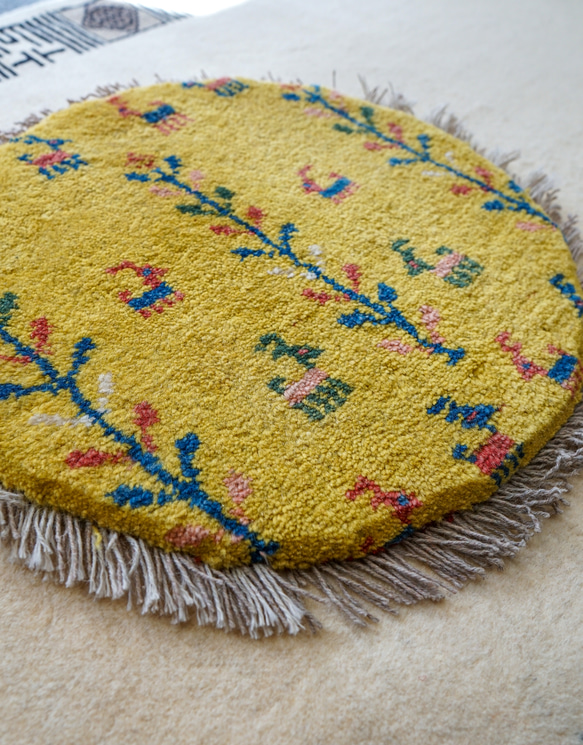 40×40cm　【ペルシャ絨毯 手織りギャッベ】アマレ族ギャッベ ギャベ 3枚目の画像