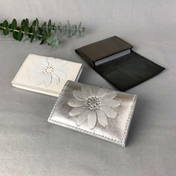 花刺し飾り入れ　銀製　古物 1c95a7491a6fedebdc7cec5d676863