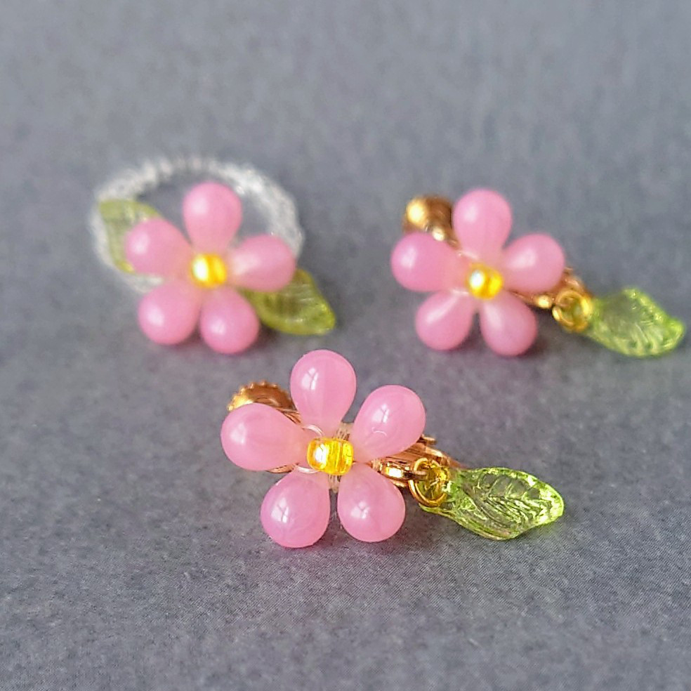 Creema限定福袋　さくらぴんくの春花イヤリング＆リング 2点セット　春の誕生花2026　桜2026　春限定2026