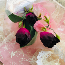 送料無料　母の日ギフト春の花束　ワインカラーのチューリップ　ピンク　パープルのスイートピー 8枚目の画像