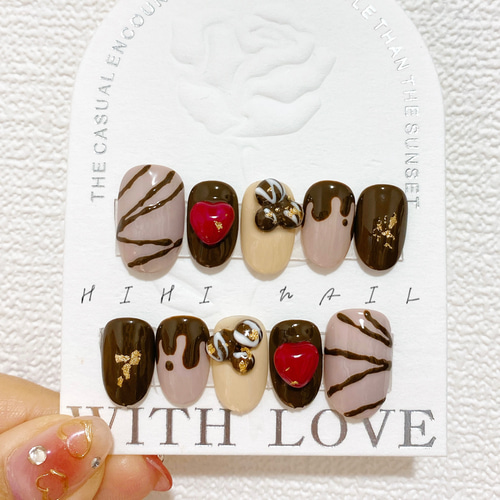 バレンタインネイル チョコレート ブラウン 赤 ハート ネイルチップ