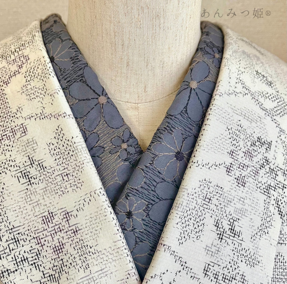 綿の刺繍半衿  花ざかり 冬色【ラスト】 2枚目の画像