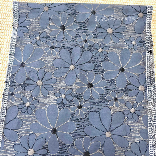 綿の刺繍半衿 花ざかり 冬色【ラスト】 和装小物（帯・半襟） 半