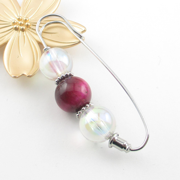 ピンクタイガーアイに恋する私は、今日起きたことも明日になれば過去になるんだと言い聞かしています♪<カブトピンブローチ>S 1枚目の画像