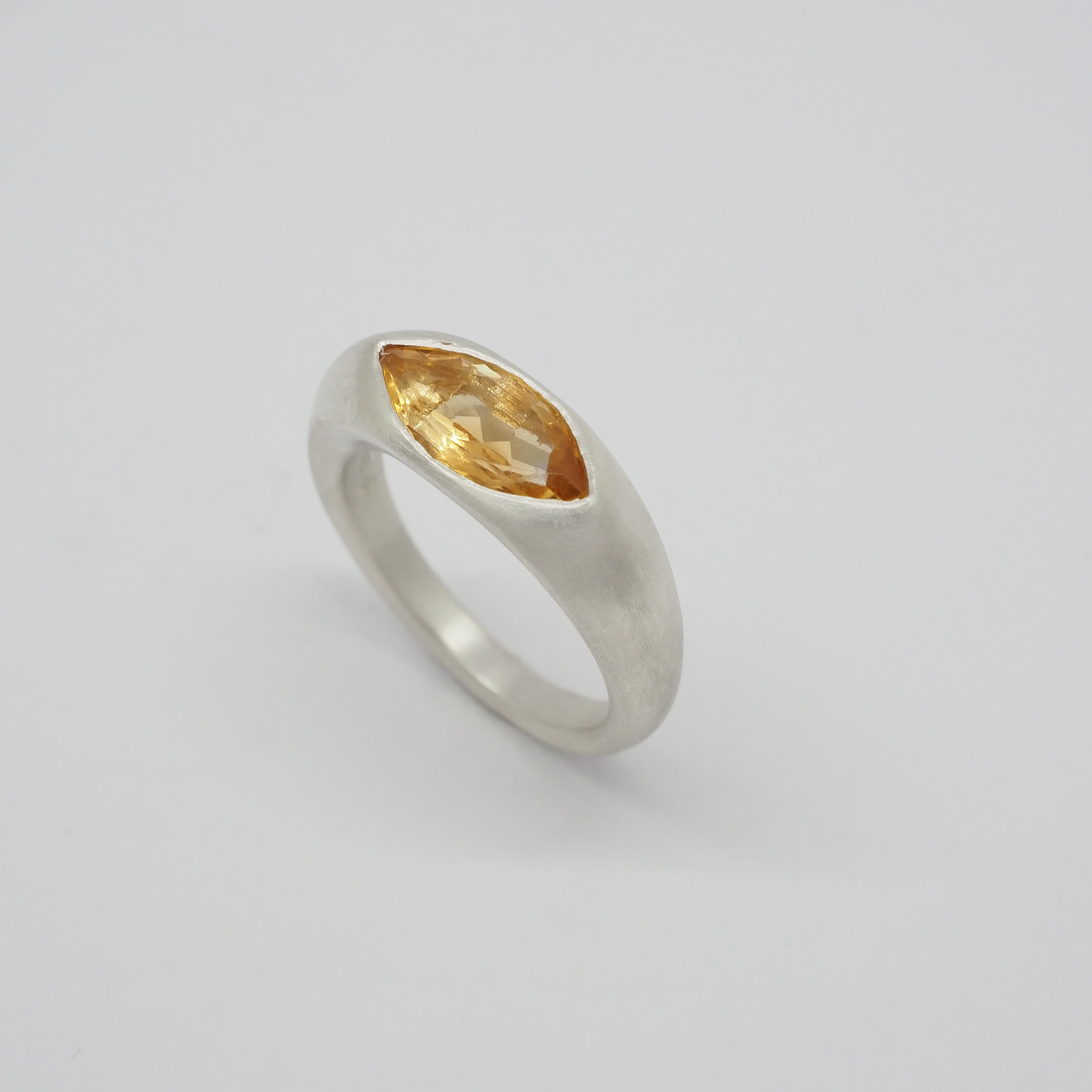 マーキースリング / marquise jem ring シトリン