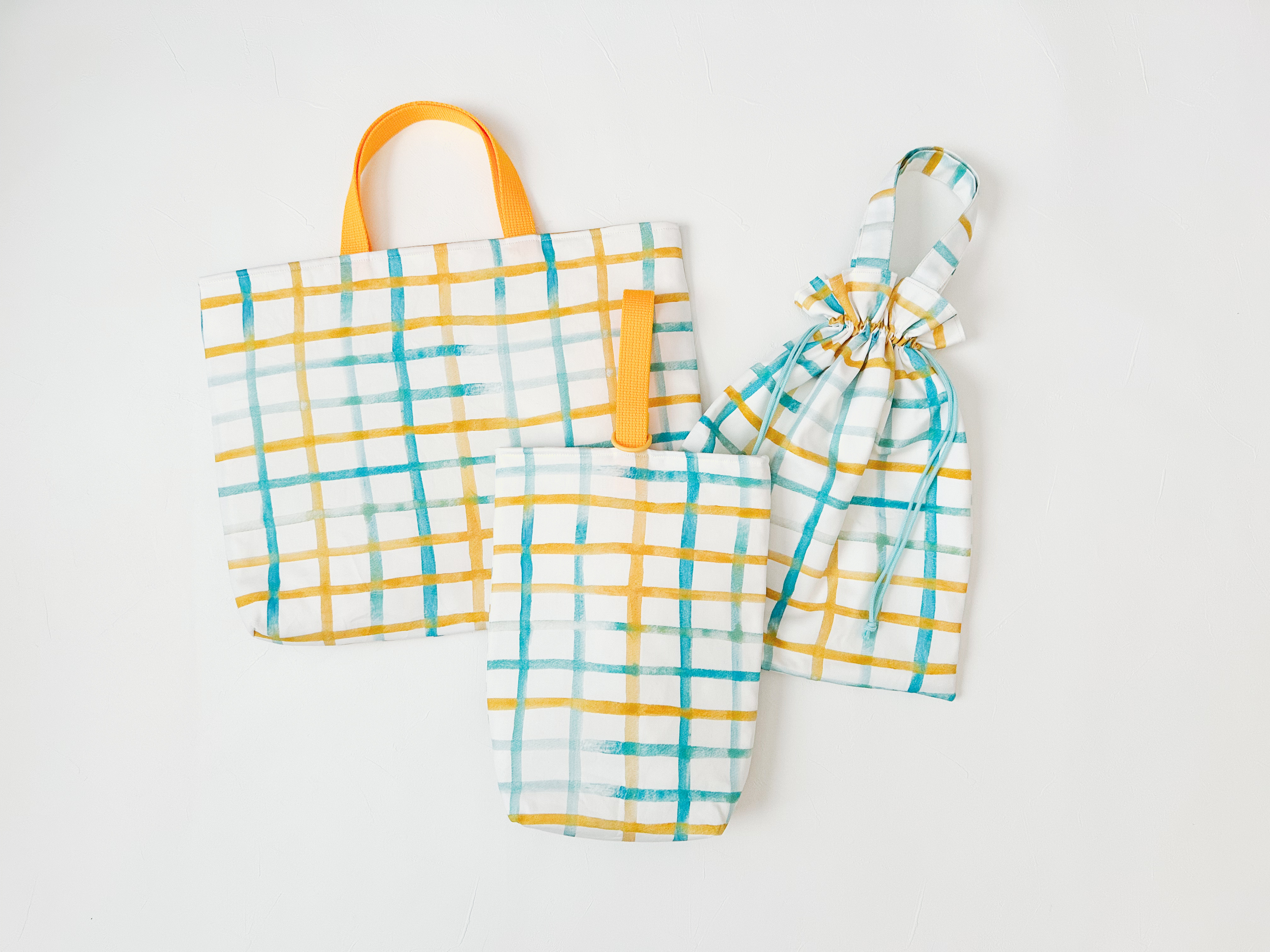 やさしい色の入園入学セット　春色チェック　こんぺいとうの森からの贈りもの　レッスンバッグ　体操着袋　上履き入れ