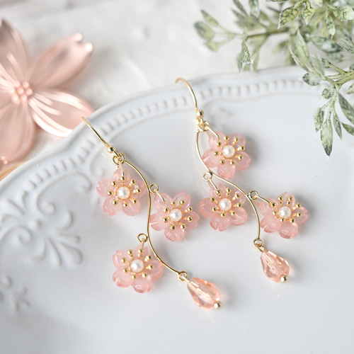 満開の桜ピアス/イヤリング ピアス（フック・チェーン） Lakuu