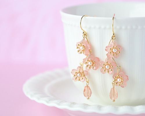 【桜様おまとめ、イヤリング変更】 楽天市場】ピアス 和風 桜 サクラ さくら 花 フラワー 雫 しずく