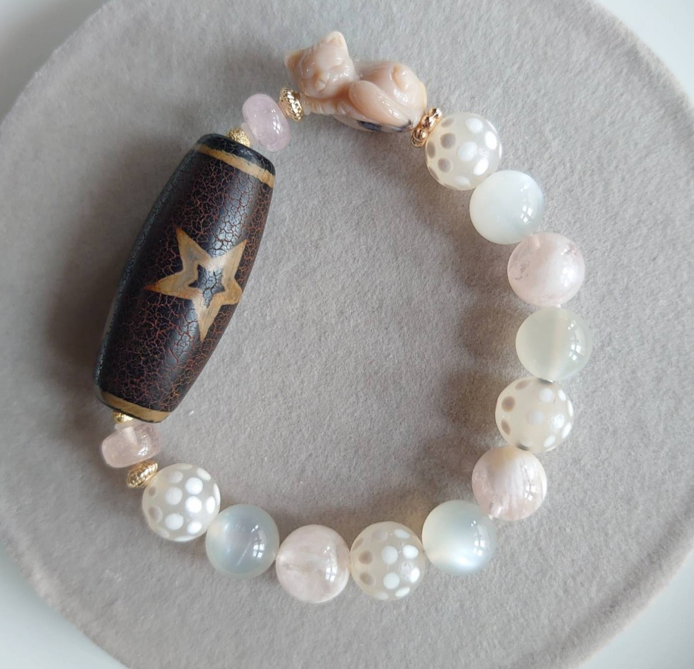 日月星天珠　阿拉善瑪瑙ネコ　満天天珠デザインブレスレット　素敵な逸品