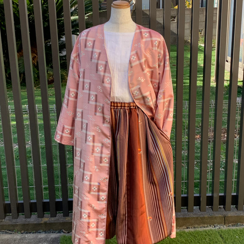 Spring Bargains 着物リメイク春が待ち遠しい琉球紬のガウンコート  