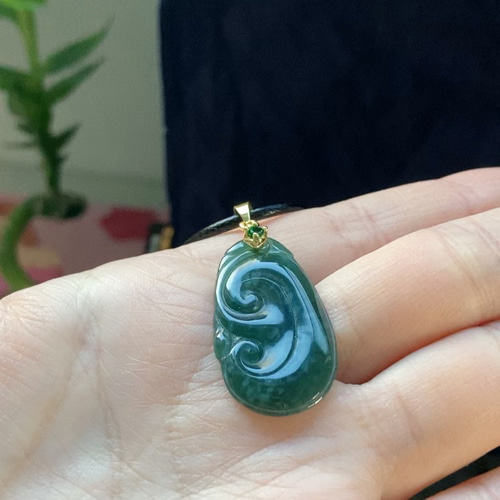 福袋 ネックレス 福瓜 本翡翠 氷ヒスイ 緑色 誕生日プレゼント 縁起物