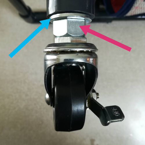 犬の4輪歩行器、中型犬歩行器、車椅子(中型犬シートタイプ 犬の4輪歩行器、中型犬歩行器、車椅子(中型犬シートタイプ