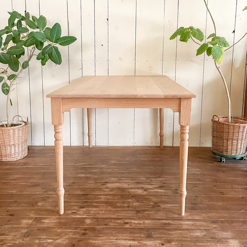 おしゃれなカウンターテーブル 高さ800 アンティーク調ろくろ足