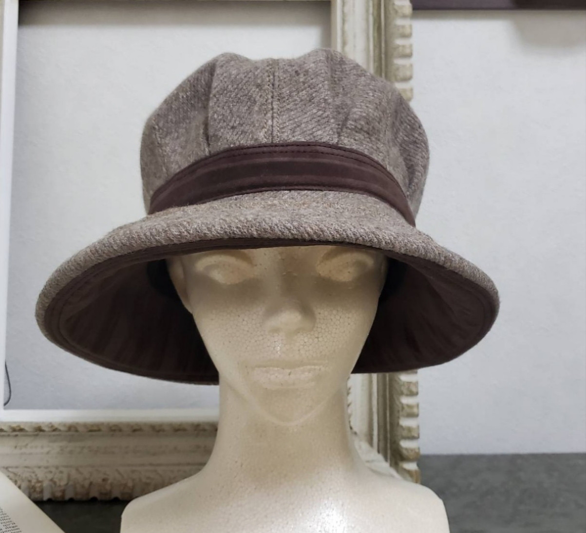 纏う…装いの帽子【ブリムが個性的なブルドン】暖かみのある素材でとても被りやすい帽子秋冬の装いに➰