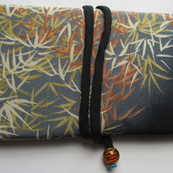 ７５６４　笹の葉柄の着物で作った和風財布・ポーチ＃送料無料 2枚目の画像