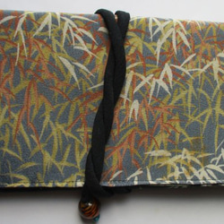 ７５６４　笹の葉柄の着物で作った和風財布・ポーチ＃送料無料 1枚目の画像