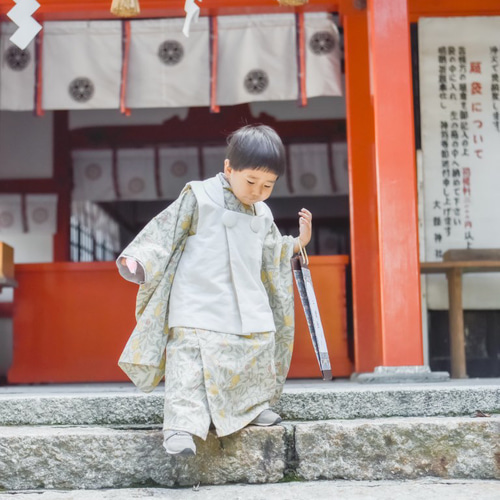 と*布様 七五三　5歳　羽織袴　キッズ　袴　和服　和装　ウィリアムモリス　アネモ と*布様 七五三 5歳 羽織袴 キッズ 袴 和服 和装 ウィリアム