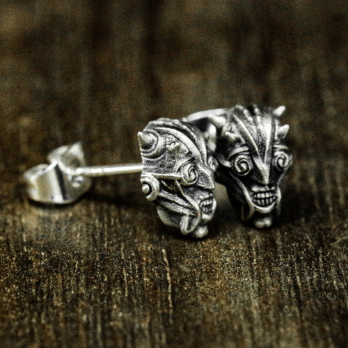 ハンドメイド 七つの大罪 強欲 ファッション 名入れ ピアス 男の子