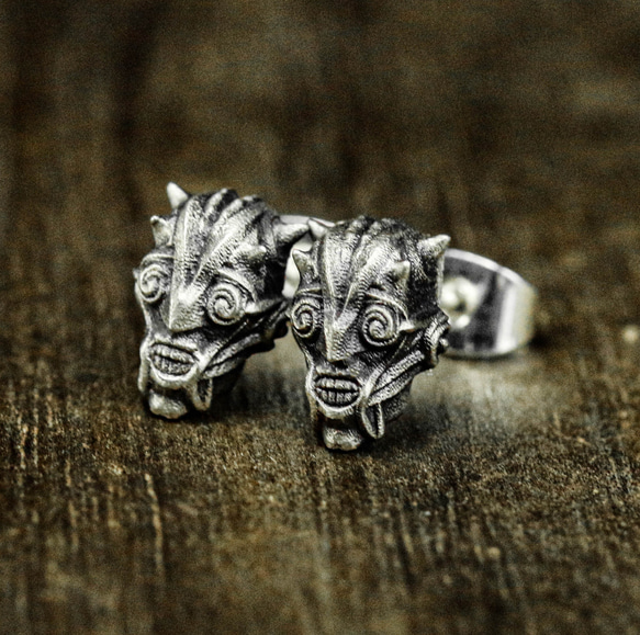 ハンドメイド 七つの大罪 強欲 ファッション 名入れ ピアス 男の子