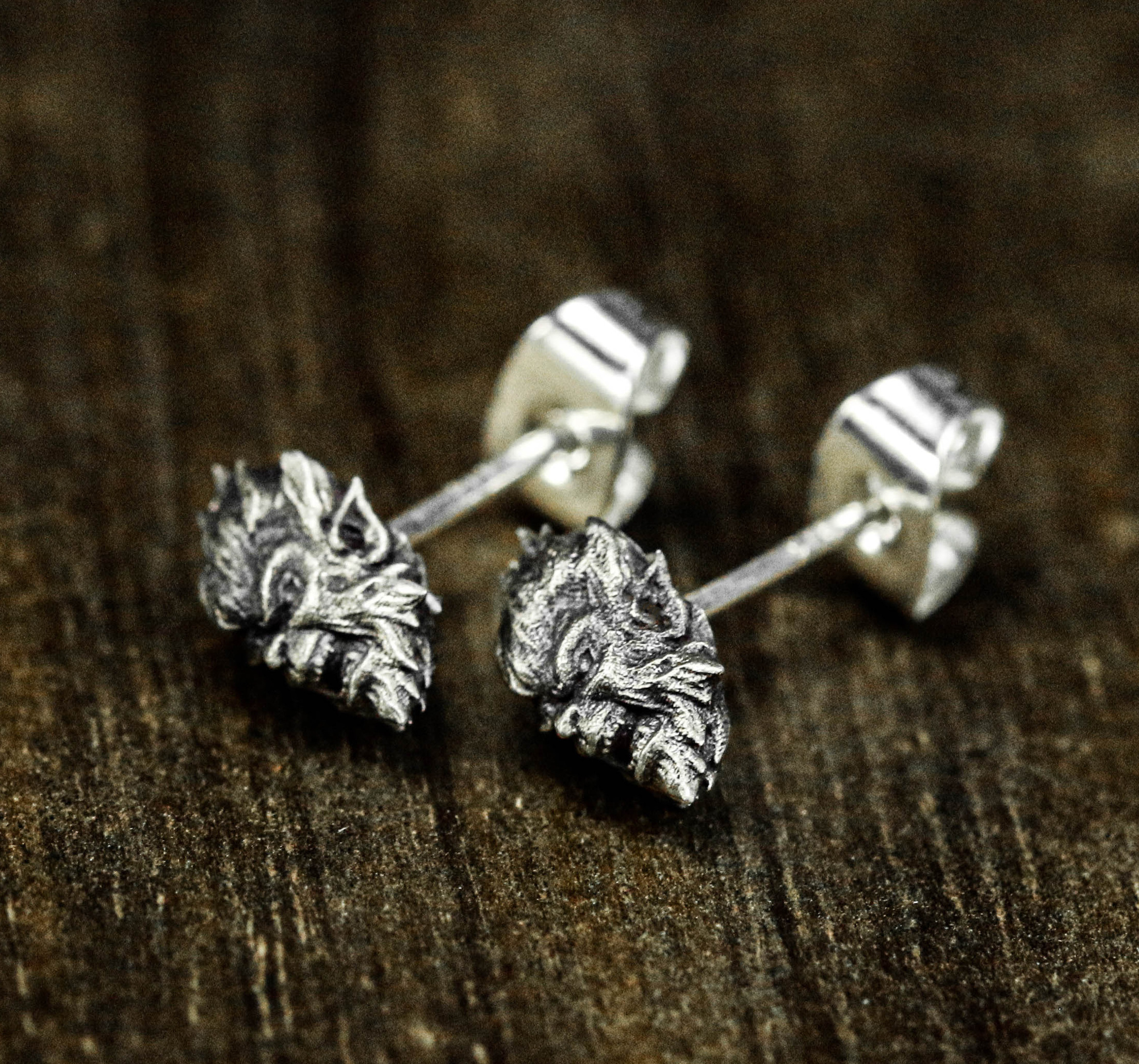 スターリングシルバー猿の王イヤリング猿の王ジュエリーお守り生命保護絶妙なギフト酸化銀動物シルバージュエリー