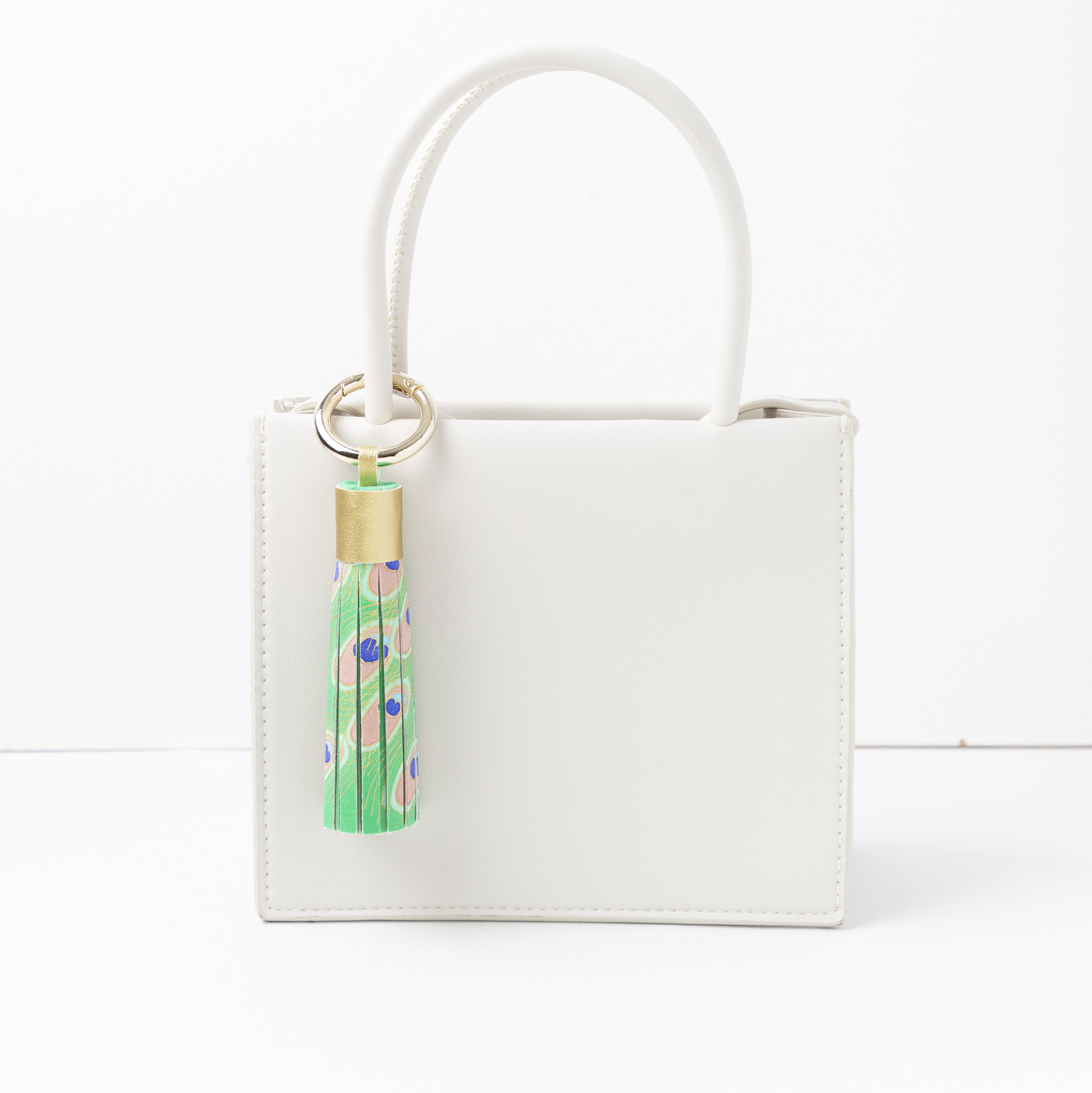 【コラボ作品】手描友禅バッグチャーム　＜孔雀＞