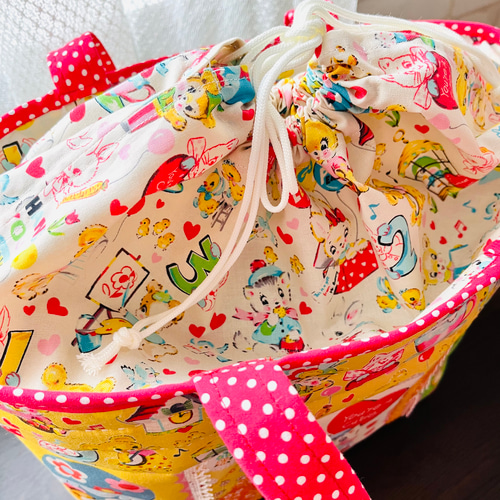 ハンドメイド❇大きめビンテージ❇レトロアニマルパッチワークマットと巾着セット マルチクロス パッチワーク刺し子[ベッドカバー アジアン 古布