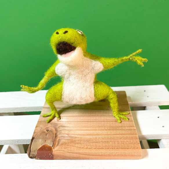 Yahoo!オークション - 招きカエル ハンドメイド 羊毛フェルト