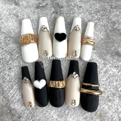 ベロアハート付モノクロマットフレンチネイルチップ ネイルチップ  