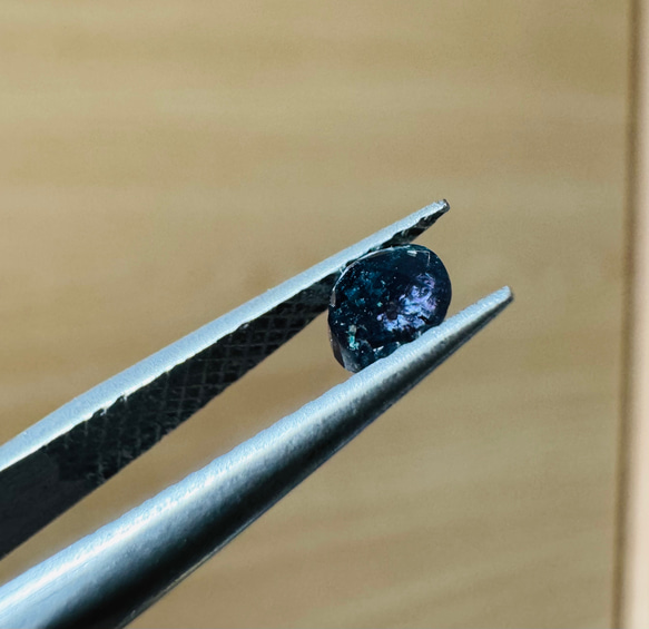 天然　アレキサンドライト　ロシア産　ルース　0.331ct カラーチェンジ 12枚目の画像