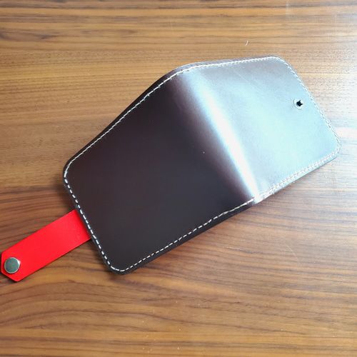 手縫い仕上げの二つ折り本革財布 ～シンプル軽量 普段使い ギフト