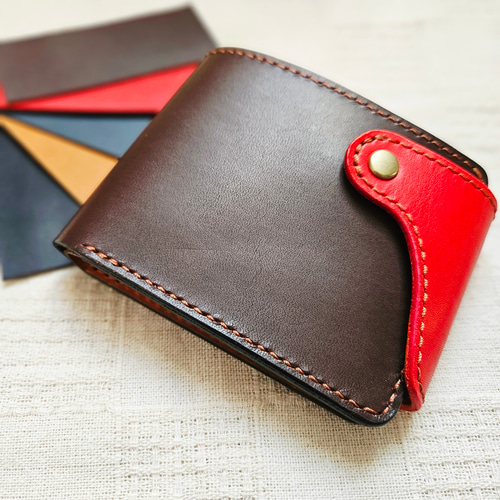 カラーオーダー可】本革/総手縫い 二つ折り財布 ベルトホック / ヌメ革