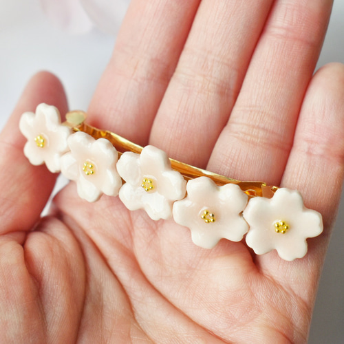 シー陶器のバレッタ　和風　桜 シー陶器のバレッタ和風桜