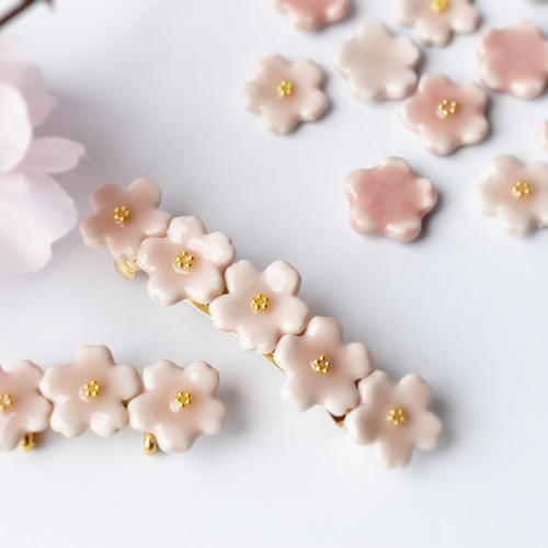 シー陶器のバレッタ　和風　桜 シー陶器のバレッタ和風桜
