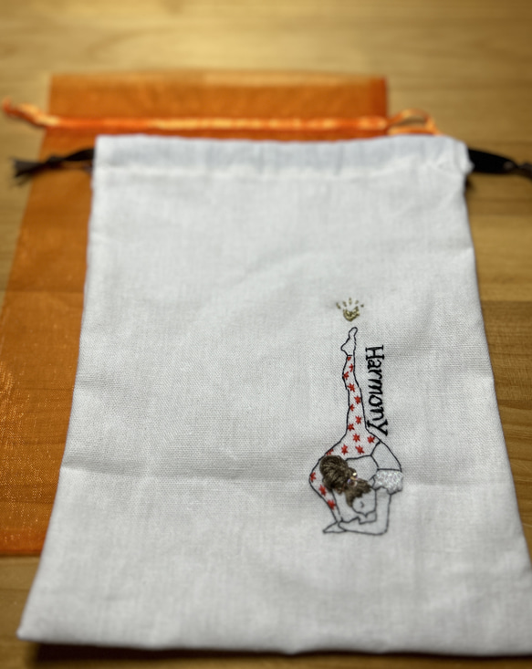 embroidery yoga pose pouch11 3枚目の画像