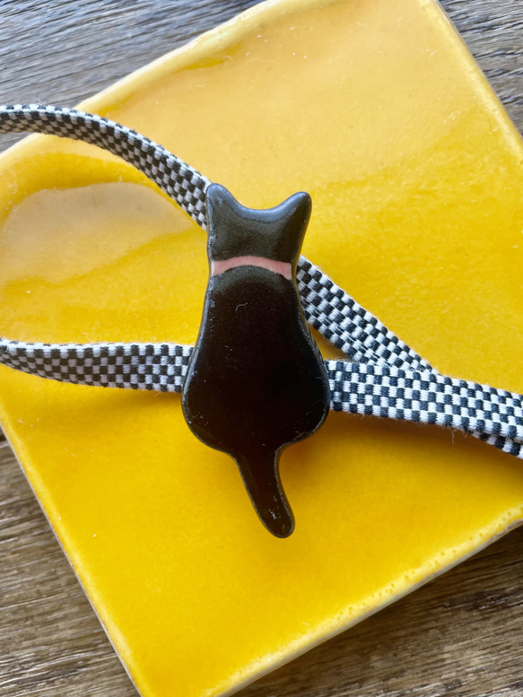 黒猫の帯留　セラミック製　三分紐付き 1枚目の画像
