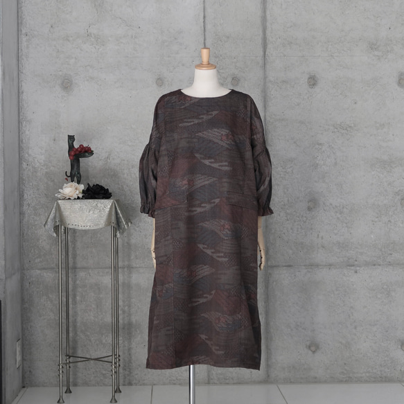 紬のワンピース　 パフ袖　Aライン　フリーサイズ　着物リメイク 7枚目の画像