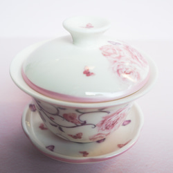 ローズ＆バタフライの蓋碗　中国茶器　ハーブティーにも❤　中国茶・台湾茶・ポーセラーツ・茶器 4枚目の画像
