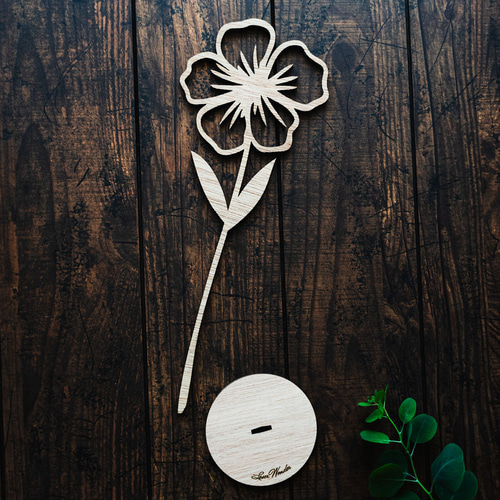 一刀彫　花器　器　取手付き　木製　生花　オブジェ フラワーベース ナラ 木製フラワーベース 一輪挿し 木製 木工製品